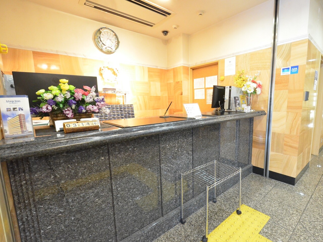 ステップ イン 新 大阪 東口