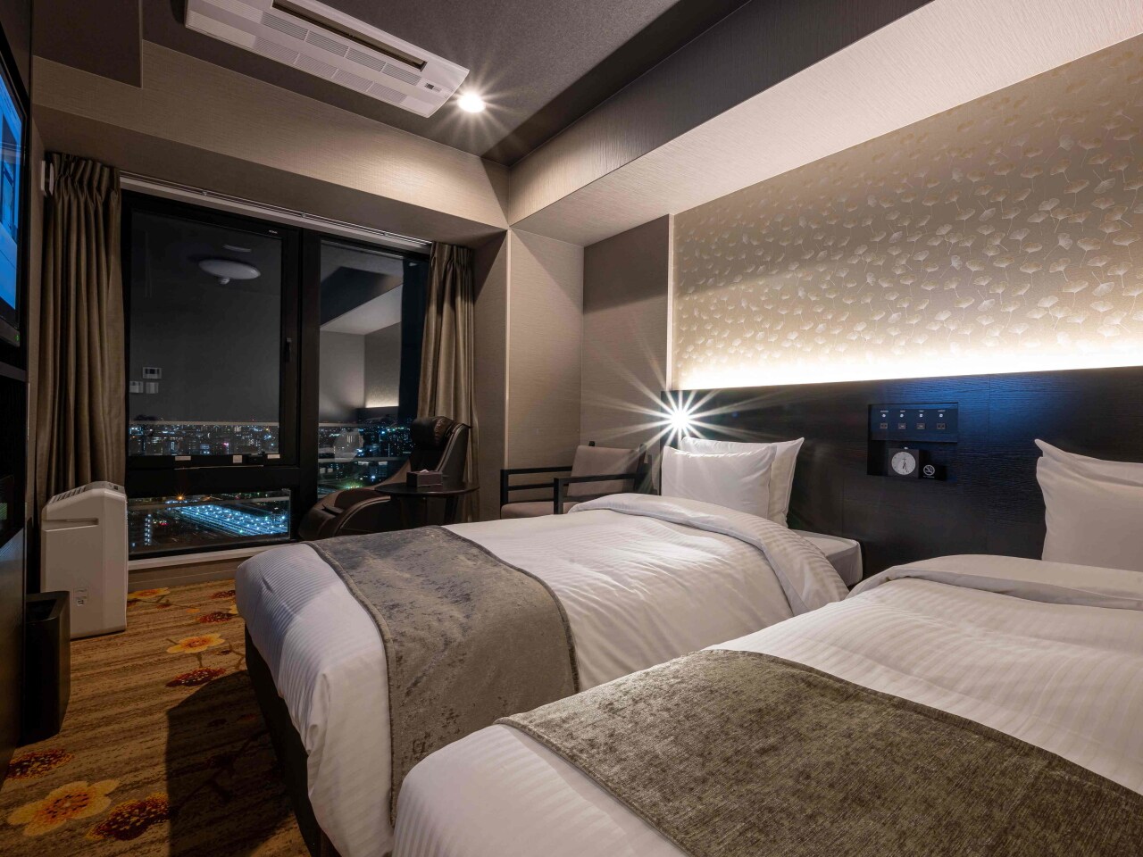 公式 アパホテル 新大阪駅タワー 全室禁煙 21年3月30日 火 開業 アパ直なら最安値 宿泊予約 ビジネスホテル