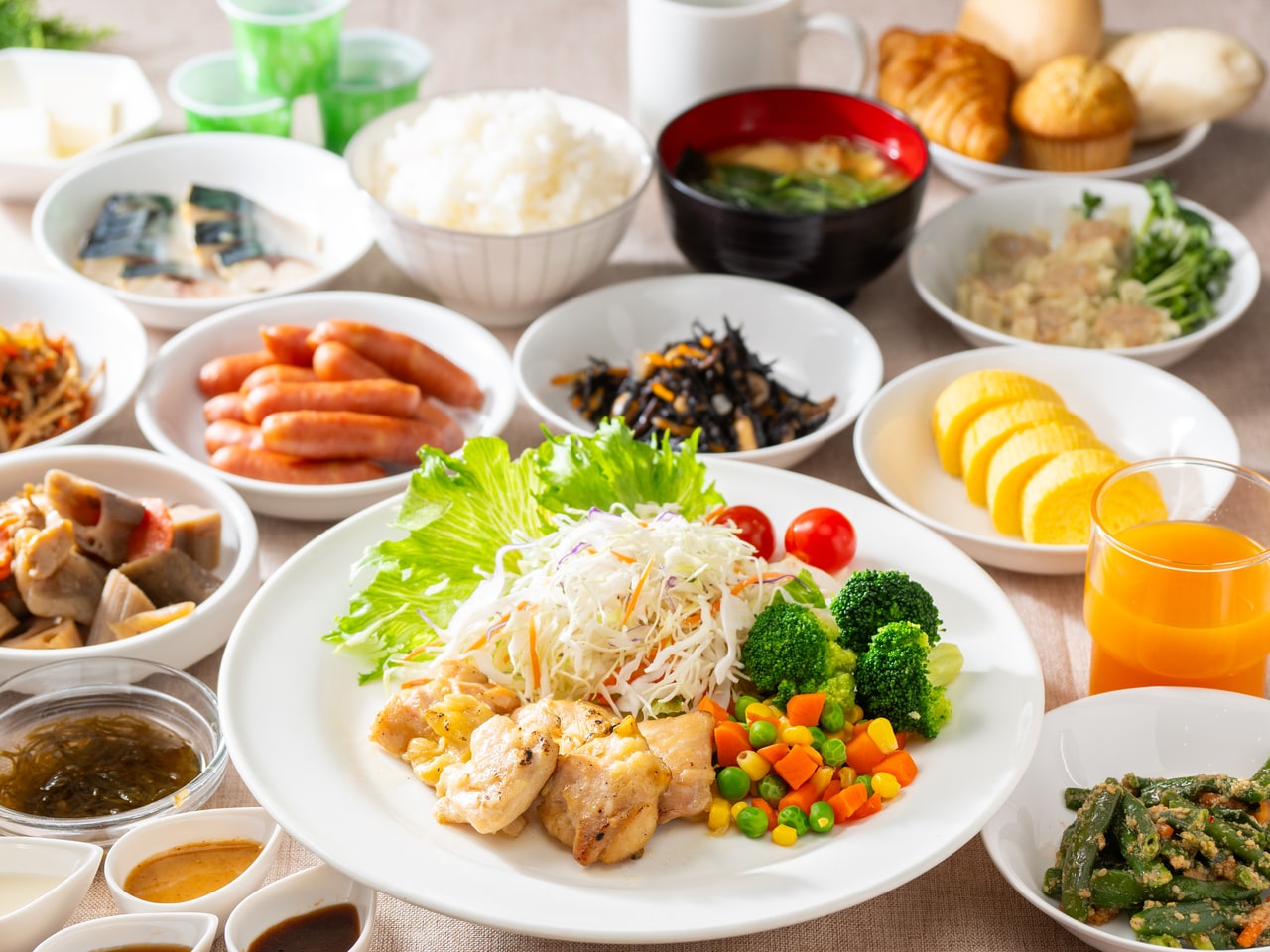 【朝食】メインメニュー(チキン)のイメージ