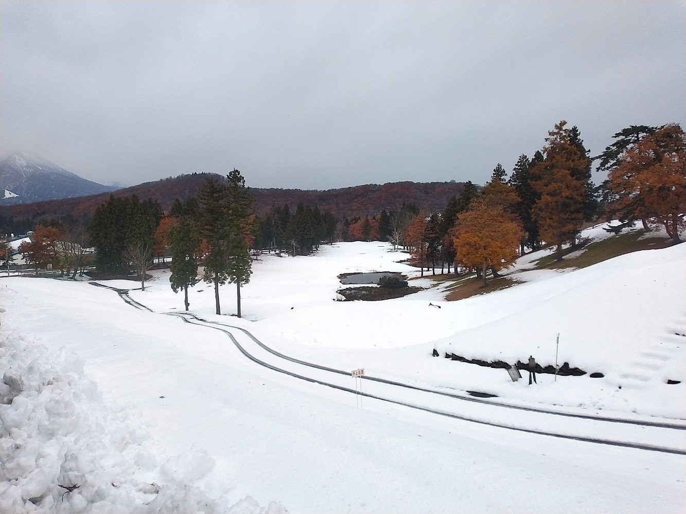 積雪状況20251121