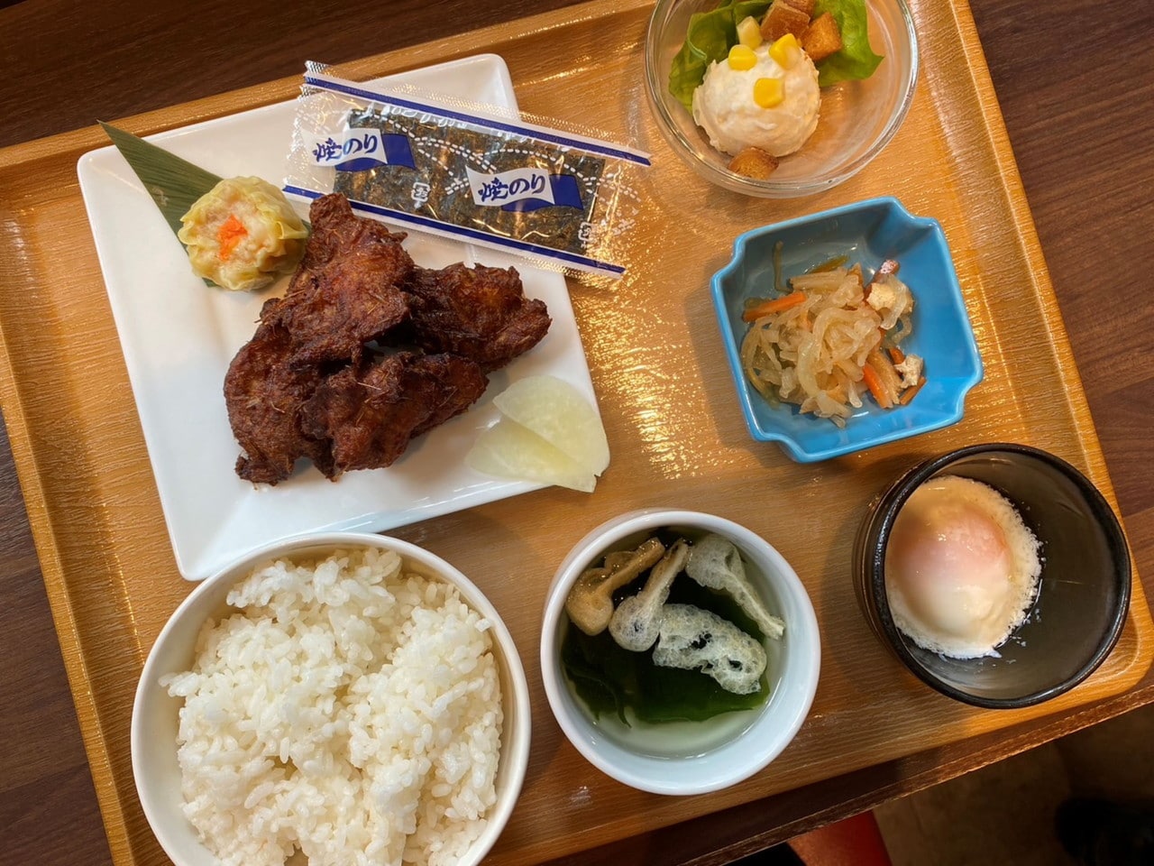 唐揚げ定食