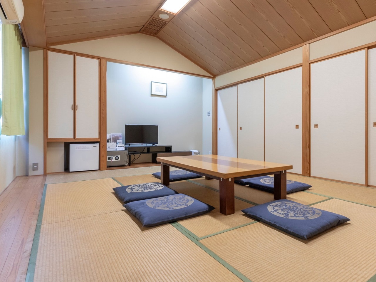 和室12畳（京間12畳）
