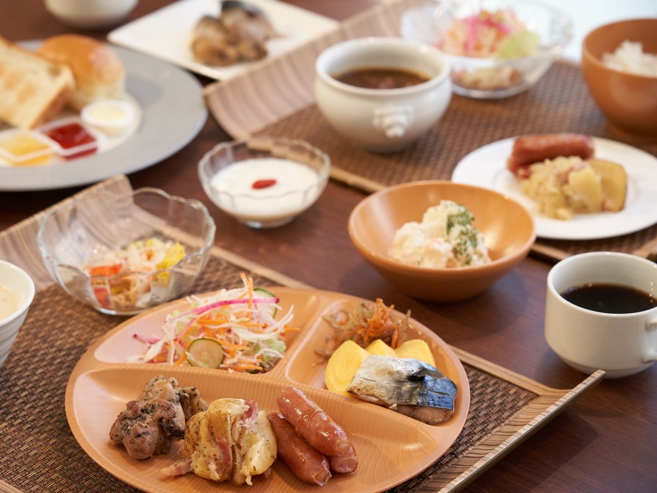 朝食盛り付け一例