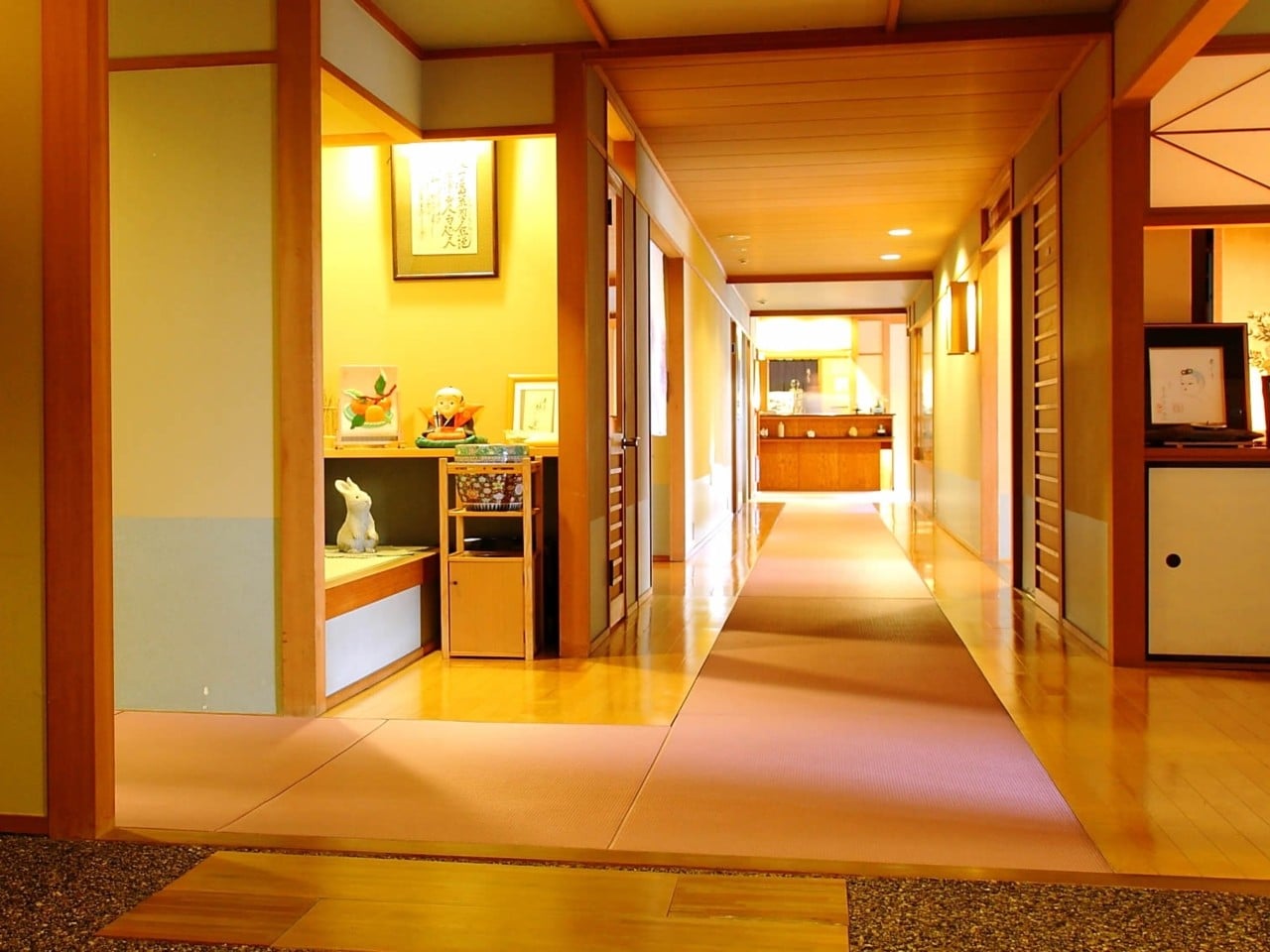 館内は全て畳廊下です