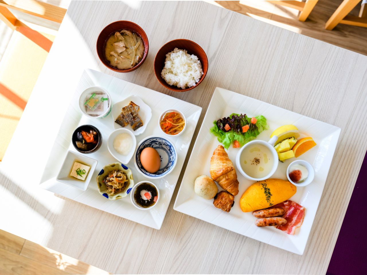 朝食