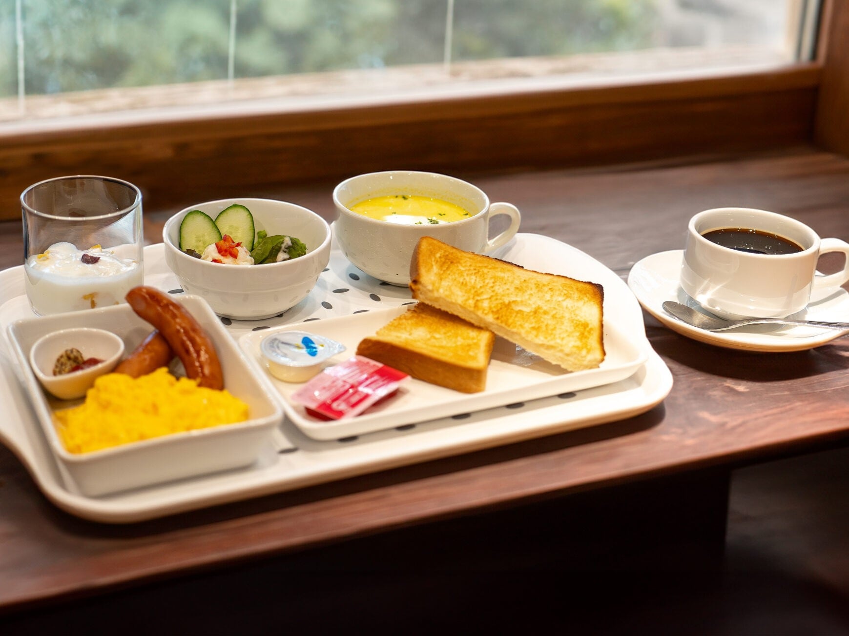 BREAKFAST