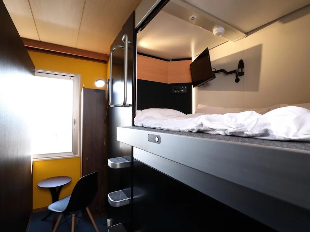 カプセルキャビンSETO（男性専用）