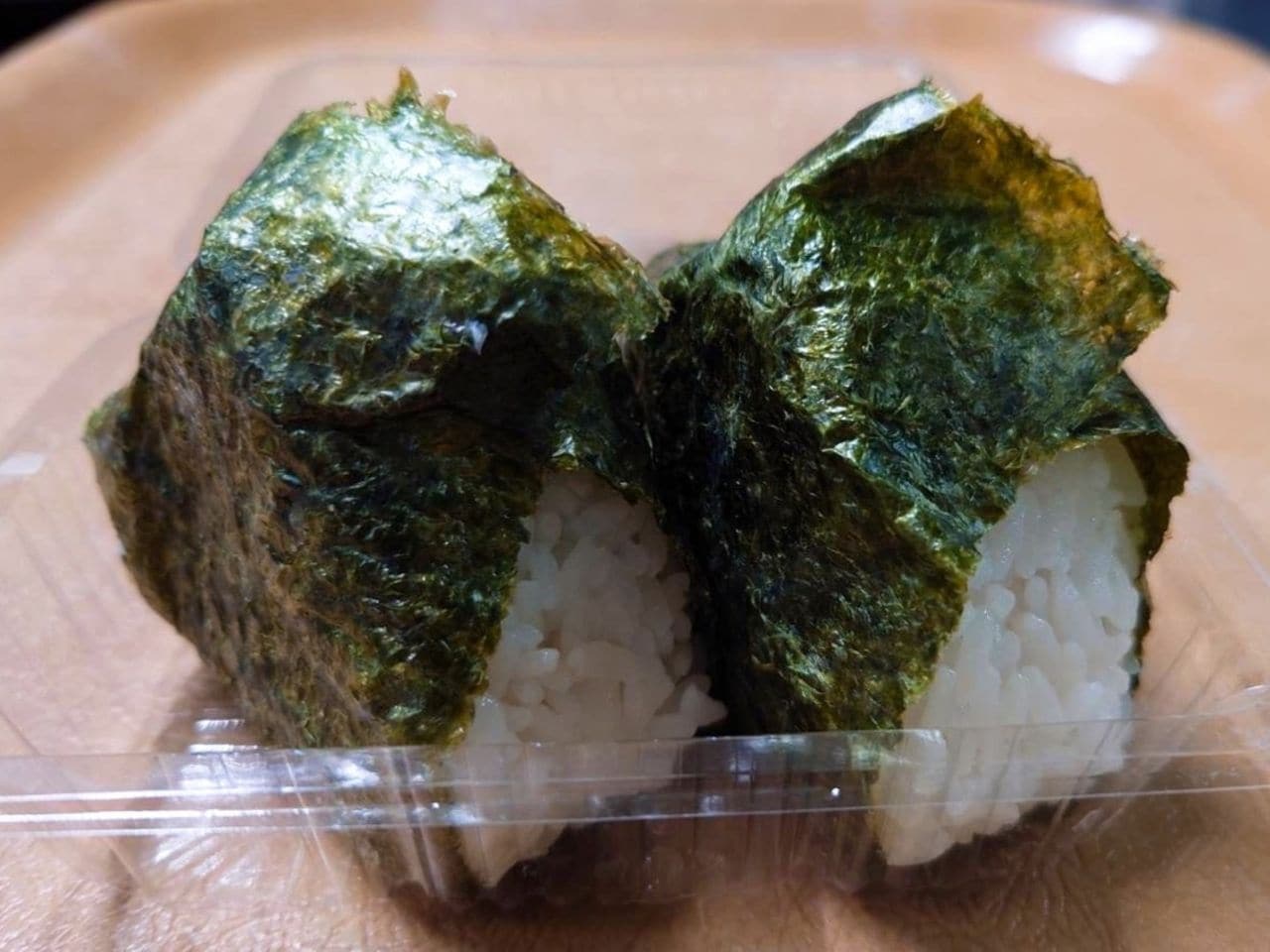 お米は北斗市産・ふっくりんこを使用