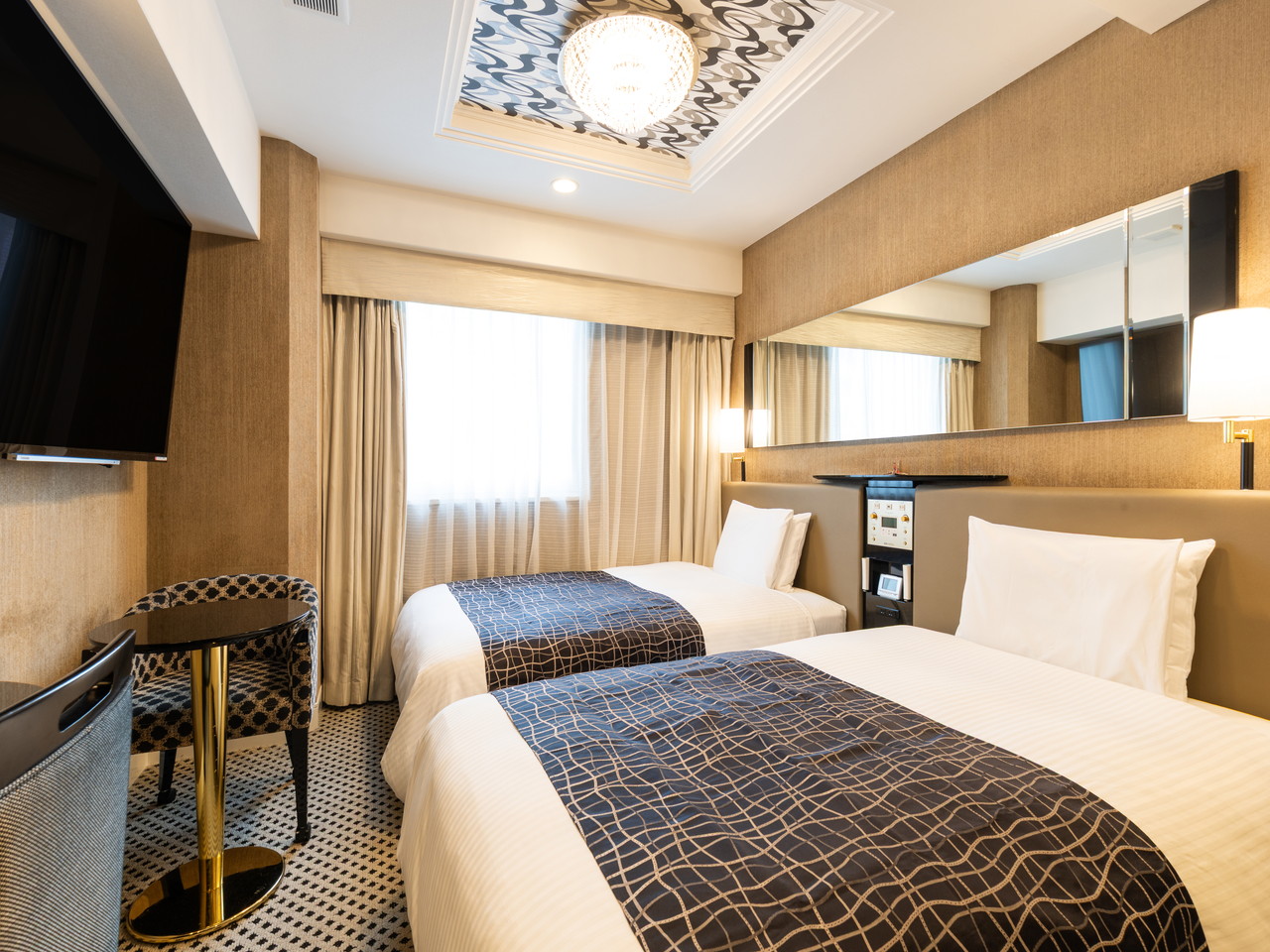 デラックスツイン