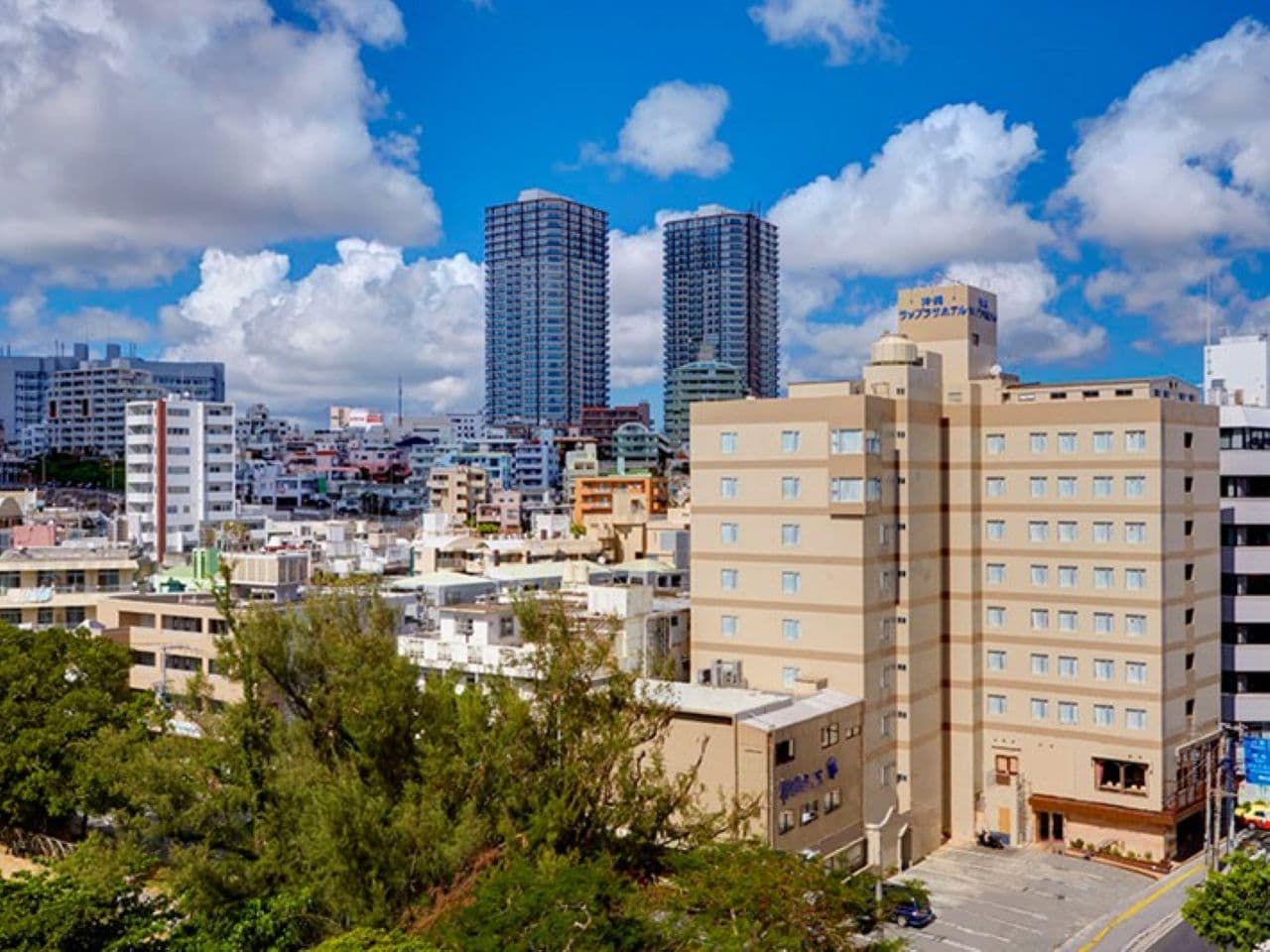 那覇市国際通りに近く 観光にビジネスに便利な立地