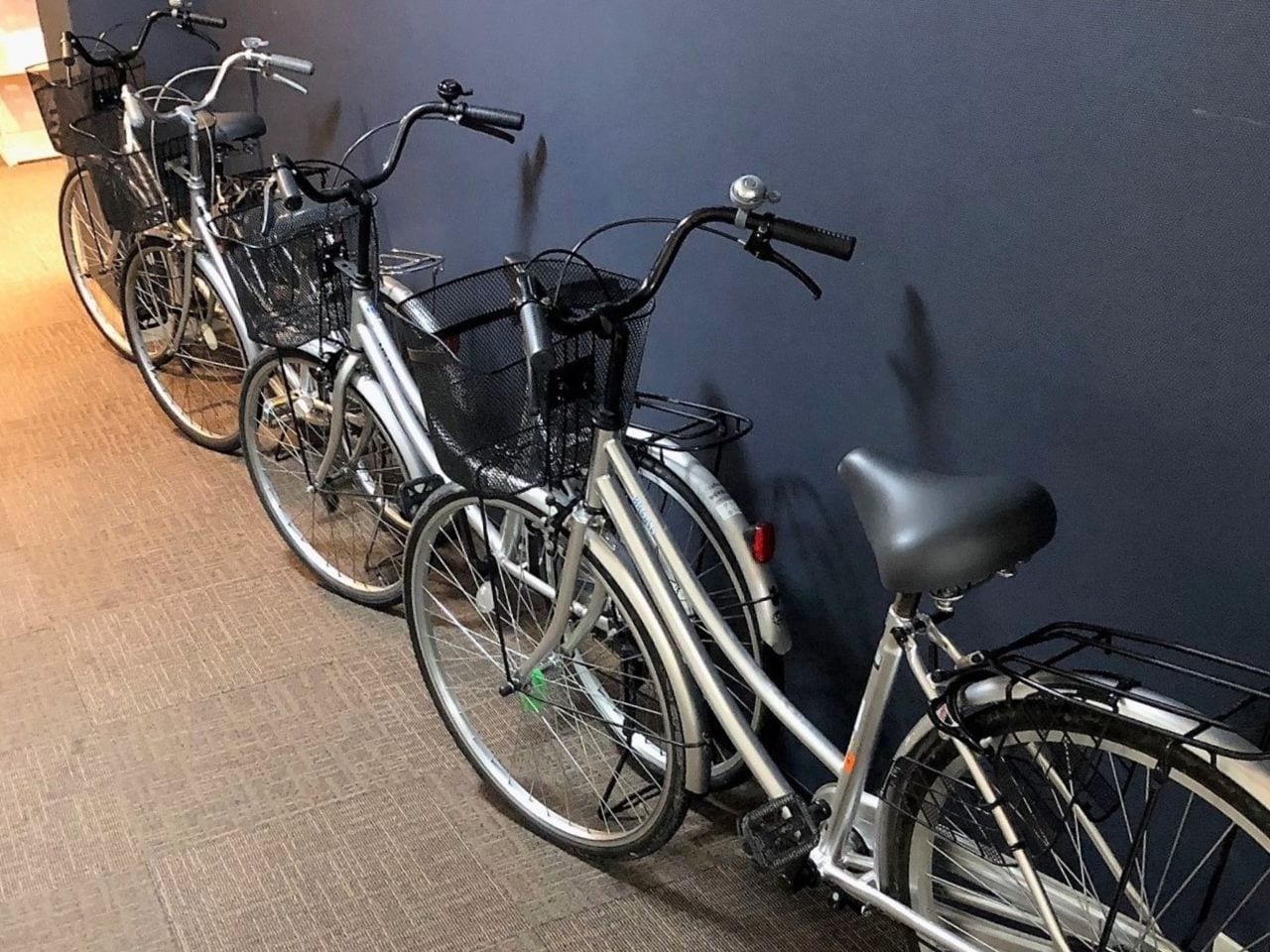 自転車の貸し出しサービスがございます。