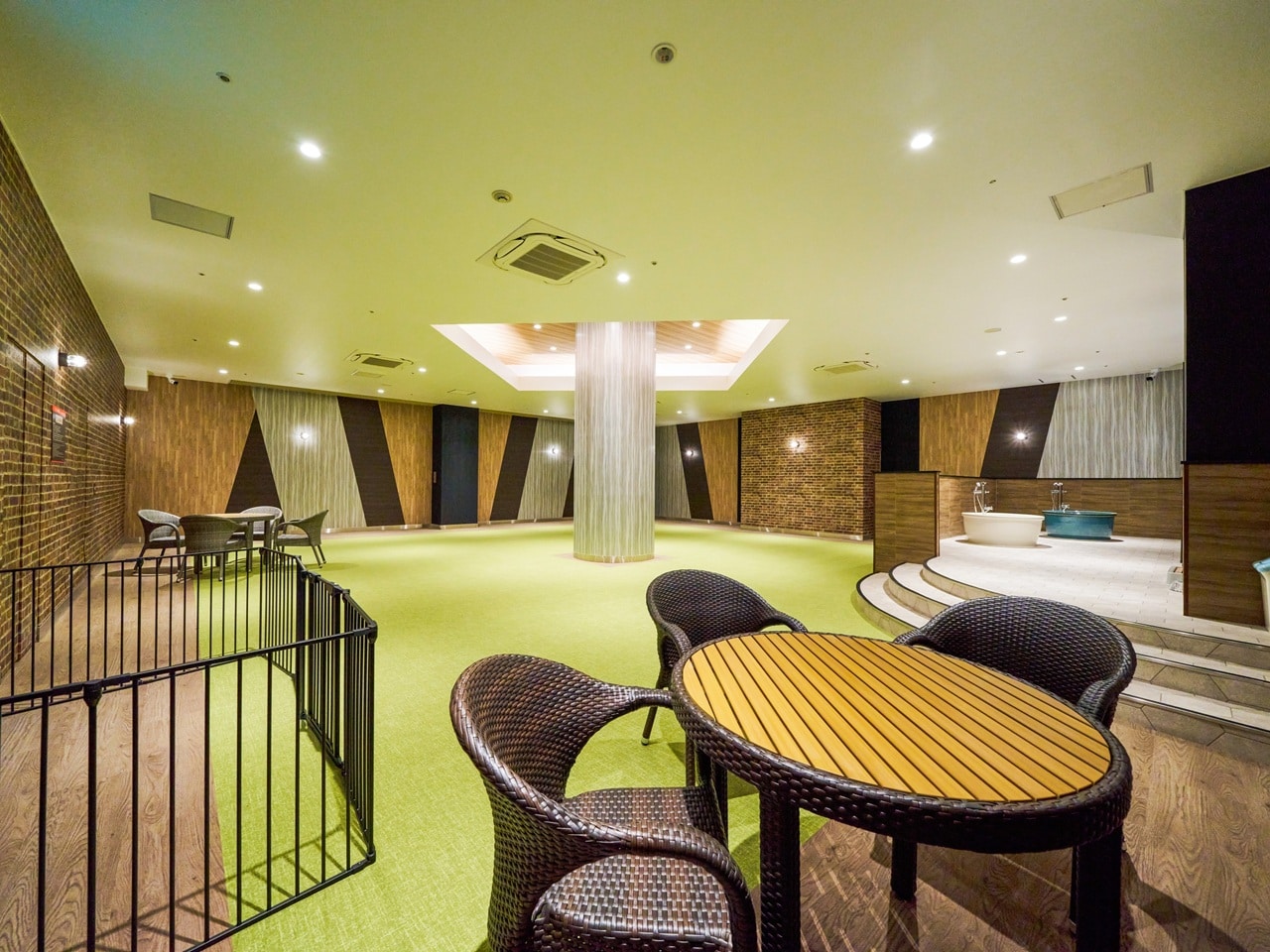 【屋内ドッグランオープン】