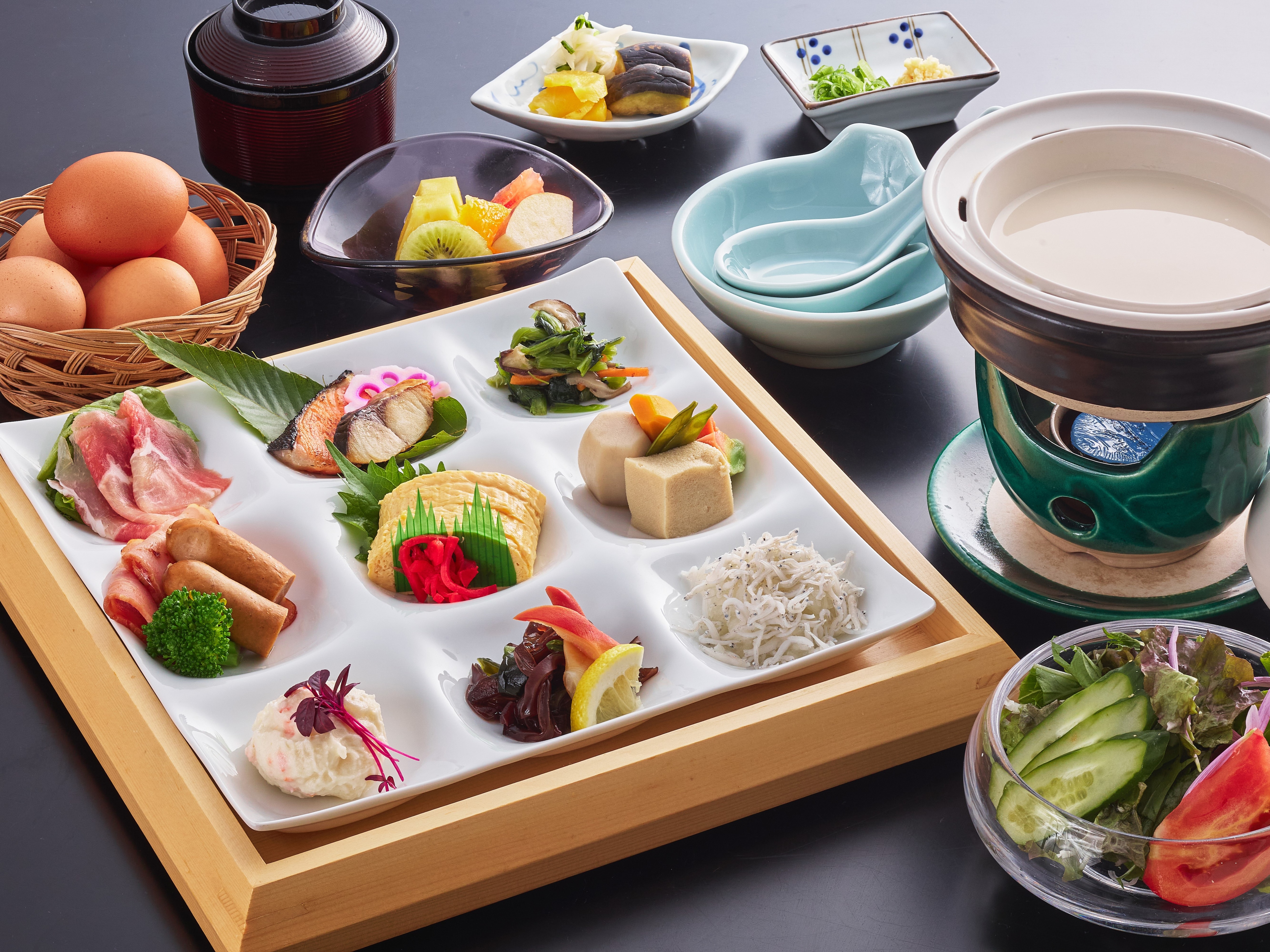 朝食