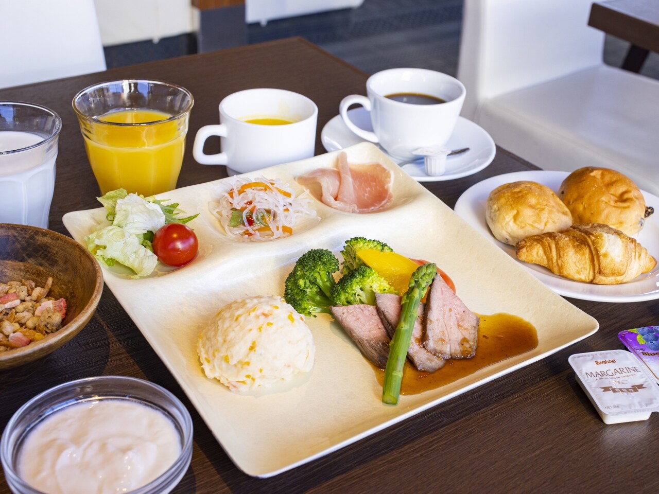 ご朝食(洋食イメージ)