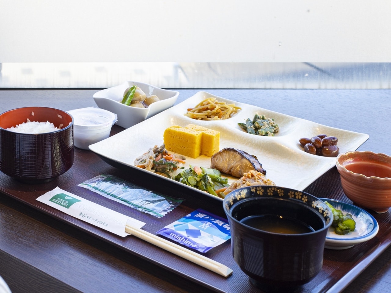 ご朝食(和食イメージ)