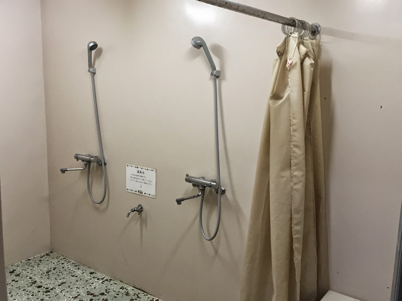 シャワールームもあり、ウェットスーツのままでも大丈夫です。