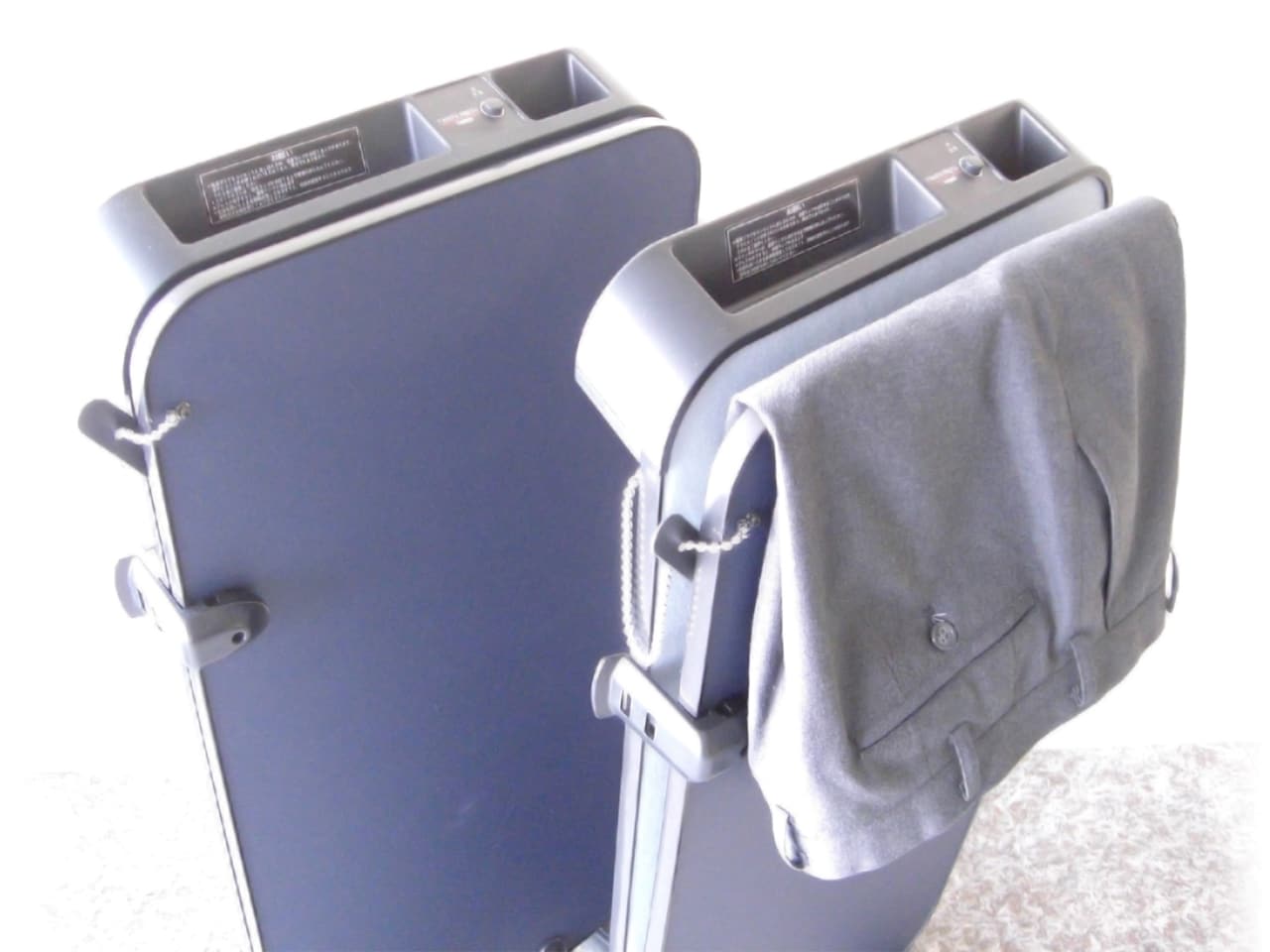 ズボンプレッサー（無料）