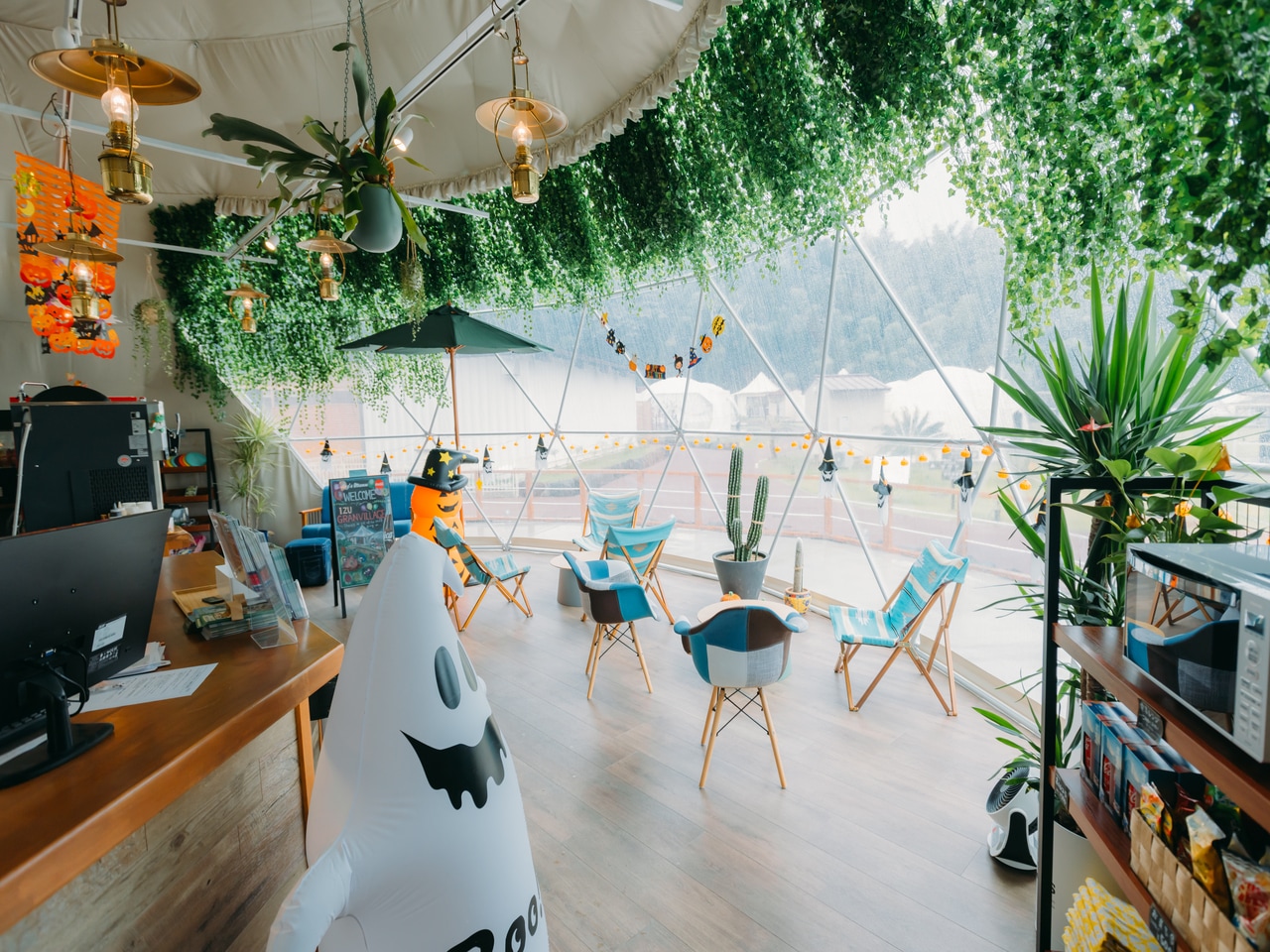 フロントロビー