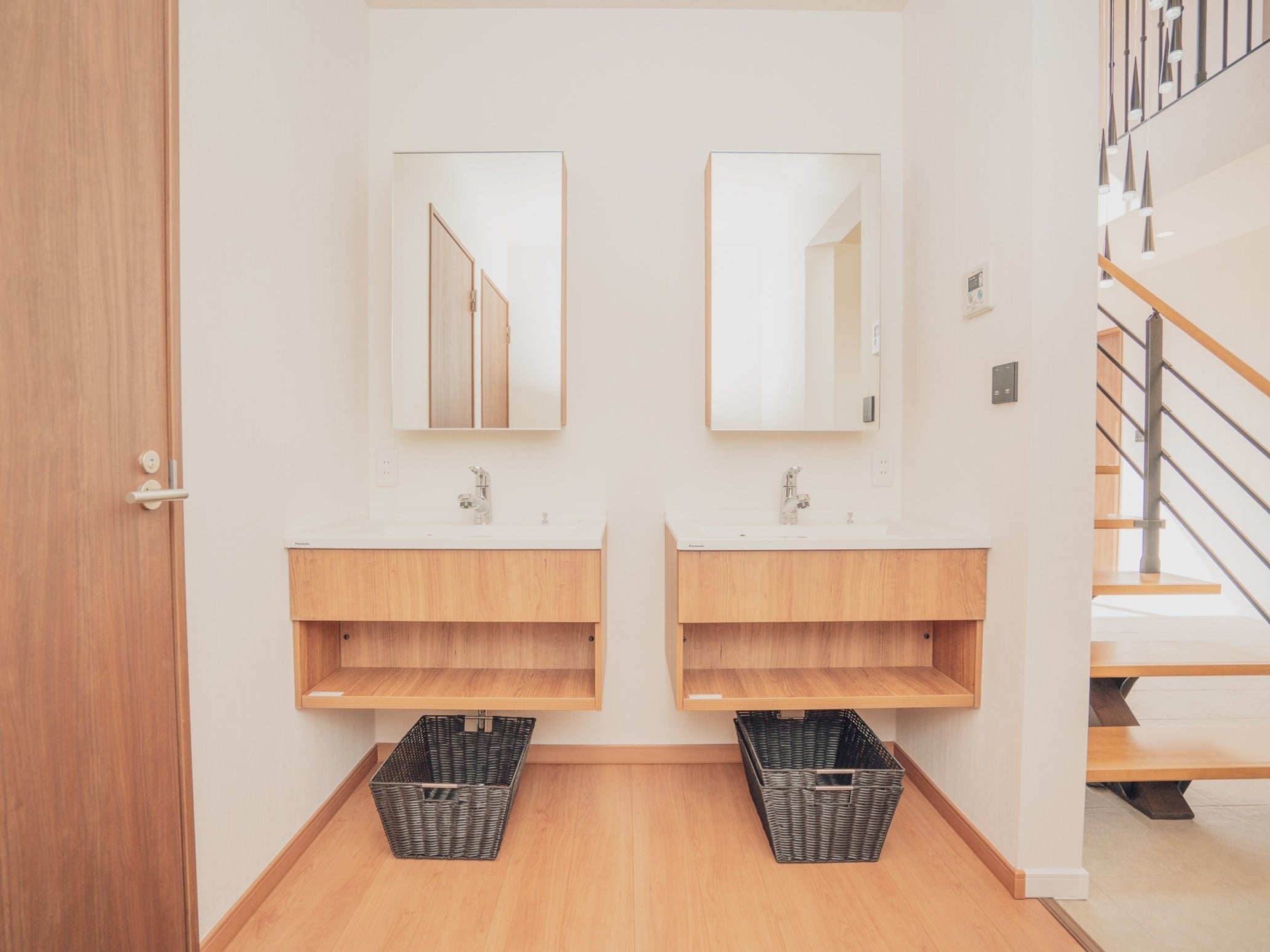 洗面台（バルコニータイプ）