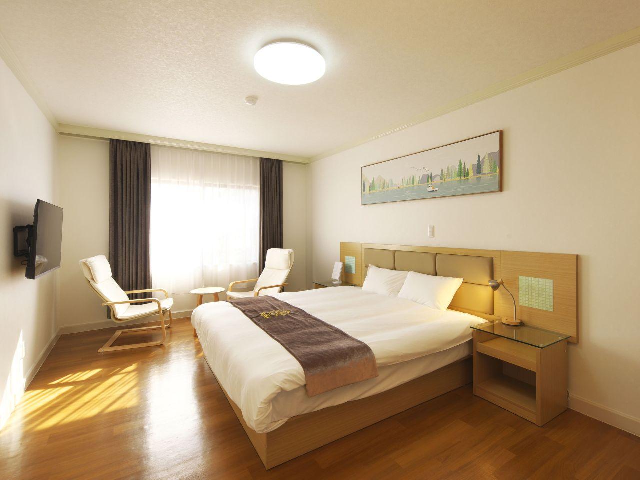 102　和洋室（最大4名）