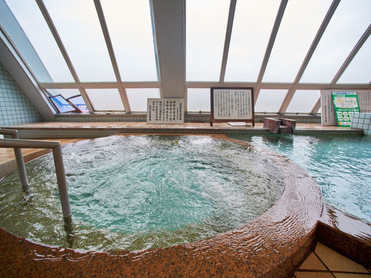 とろとろの化粧水の様な温泉