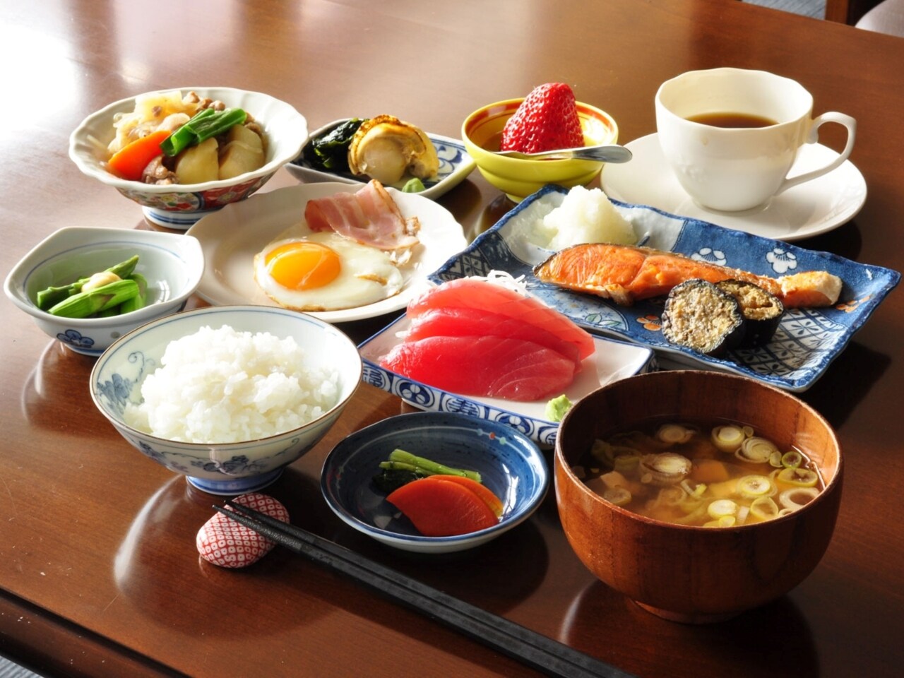 【こだわりのご朝食】