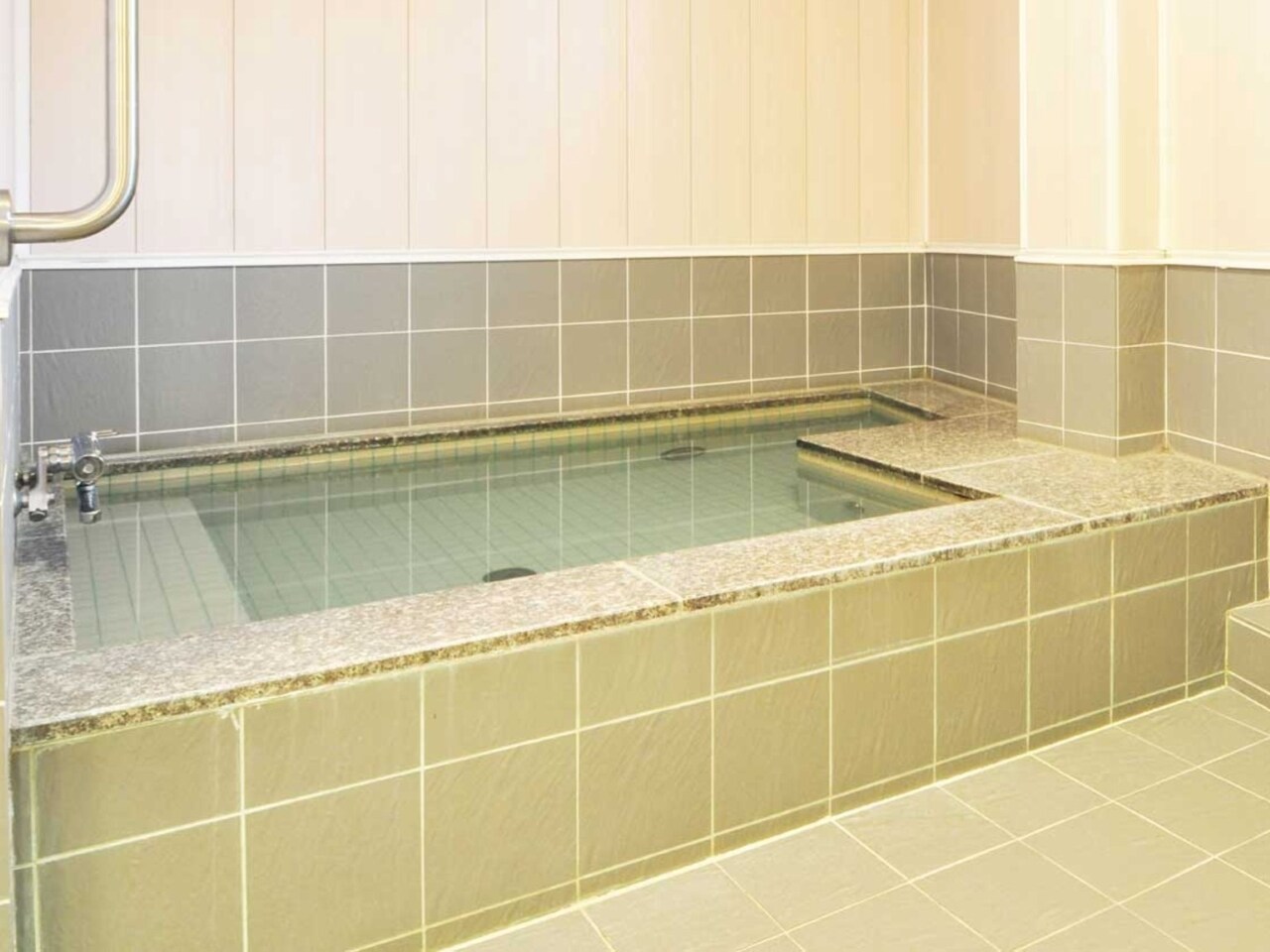 【心身を癒す浴場】