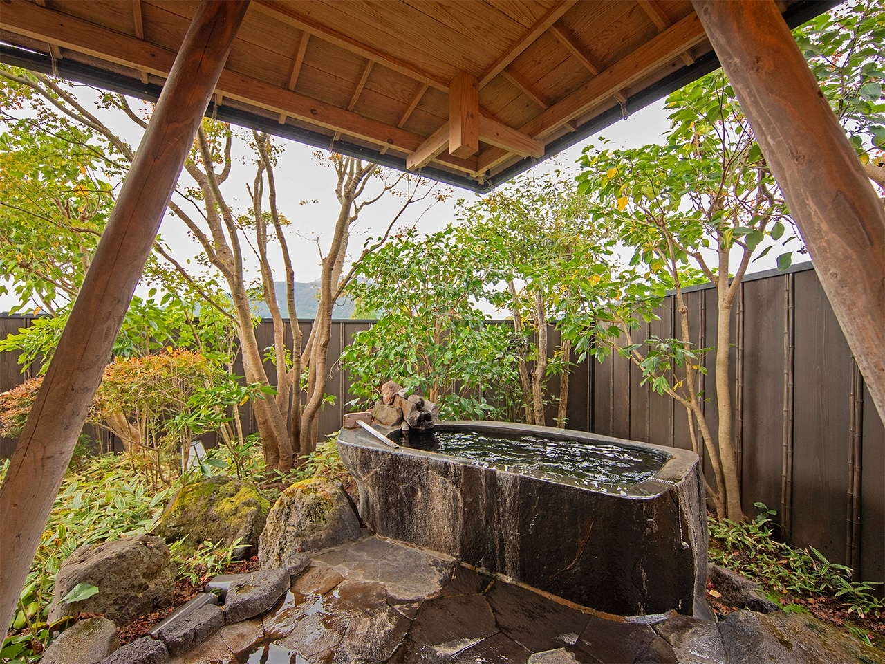 露天風呂付き離れ和洋室