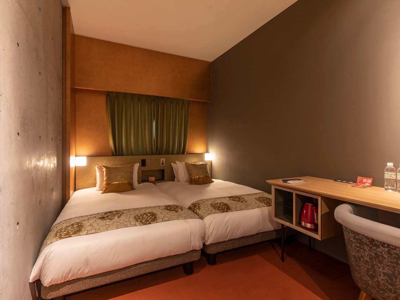 ゴールドツイン