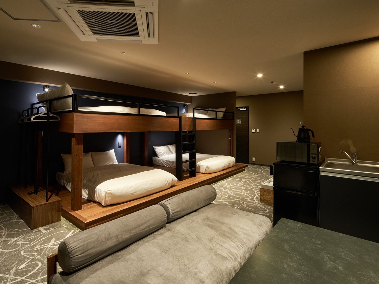 デラックスアパートメント