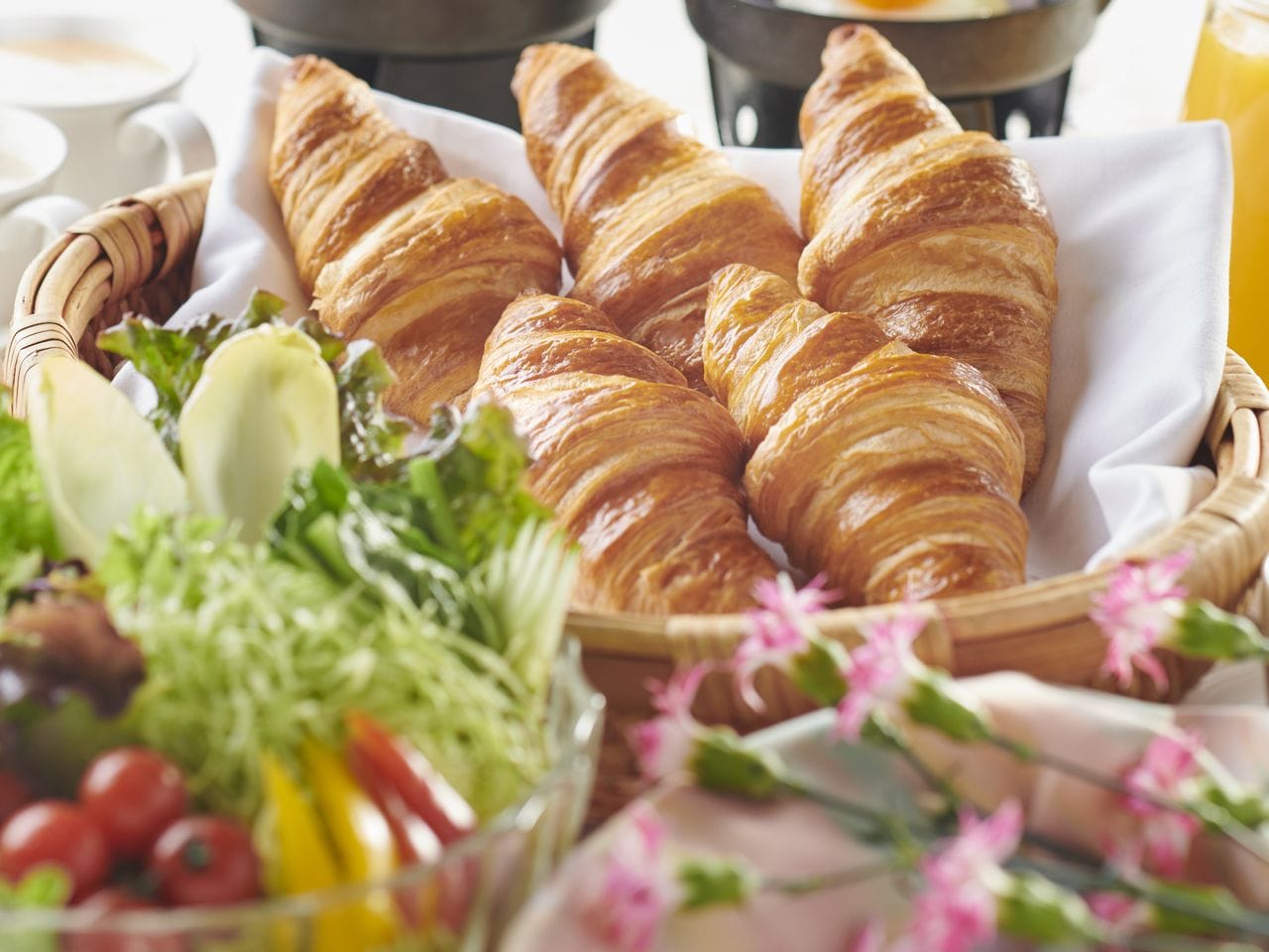 フランス産イズニーバターを使った贅沢クロワッサン朝食
