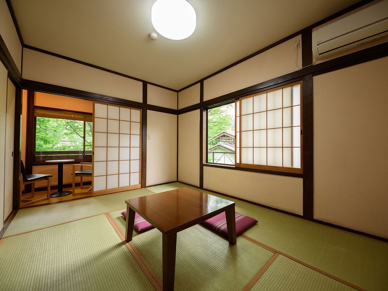 由布岳の見える和室6畳＋広縁付き・トイレ付き【禁煙】