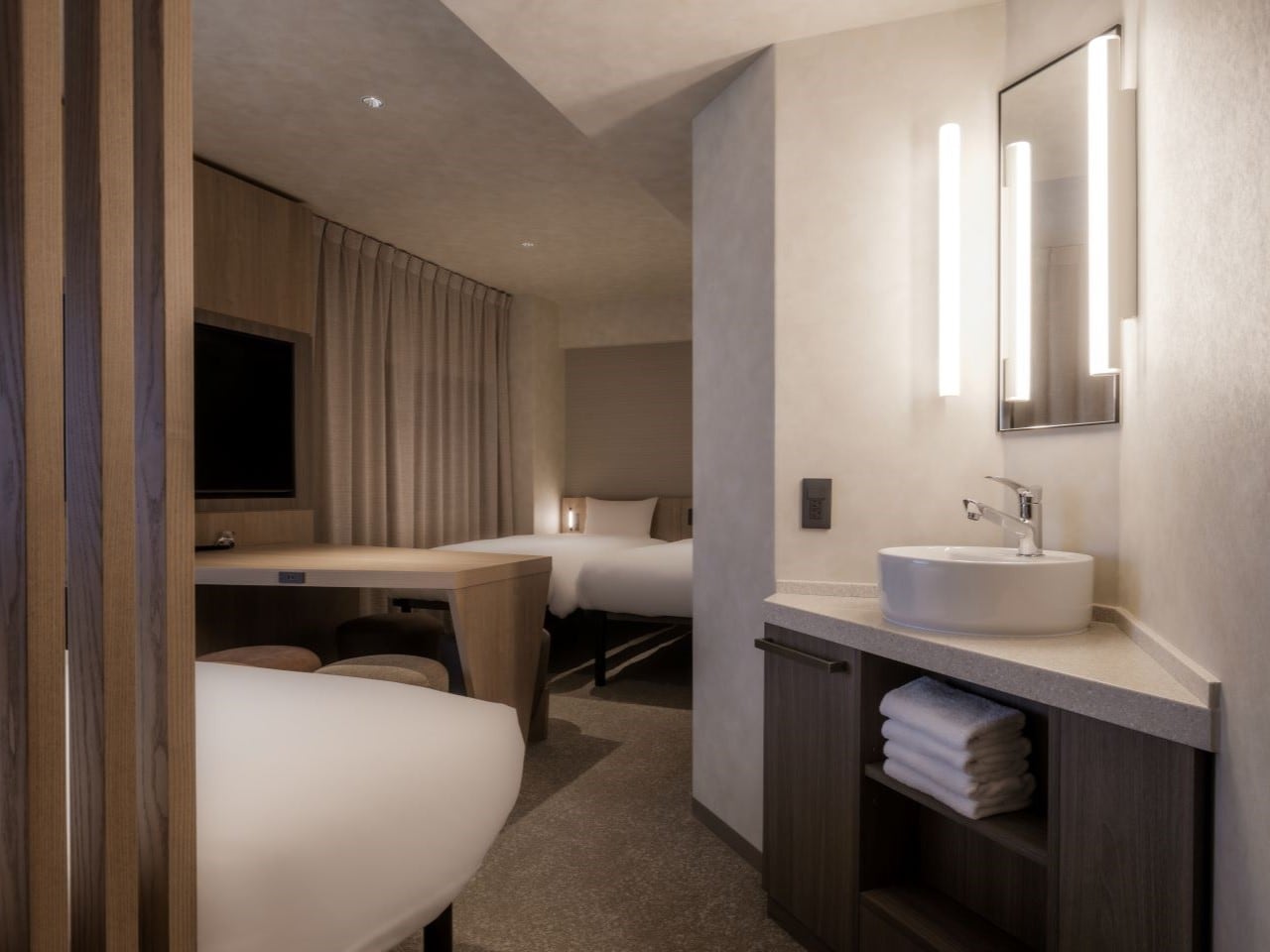 最大4名での滞在に対応したグループ‧ファミリー向けの客室