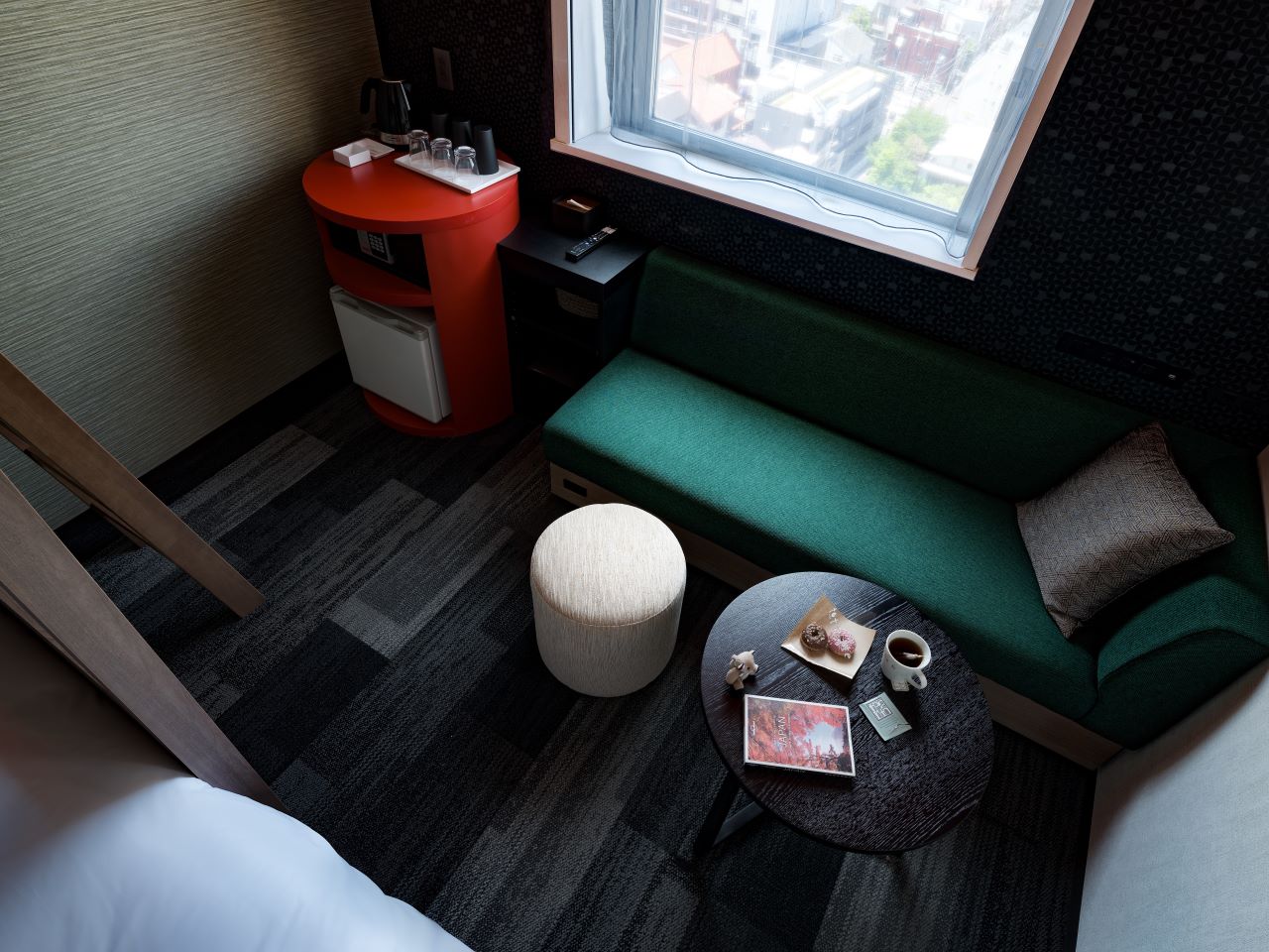 ご家族やご友人同士で賑やかに過ごせる空間です。