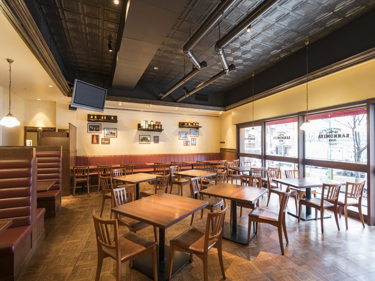 朝食会場『モーニングブッフェ　アルバータ』