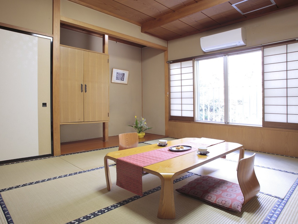 スタンダード南側和室10畳