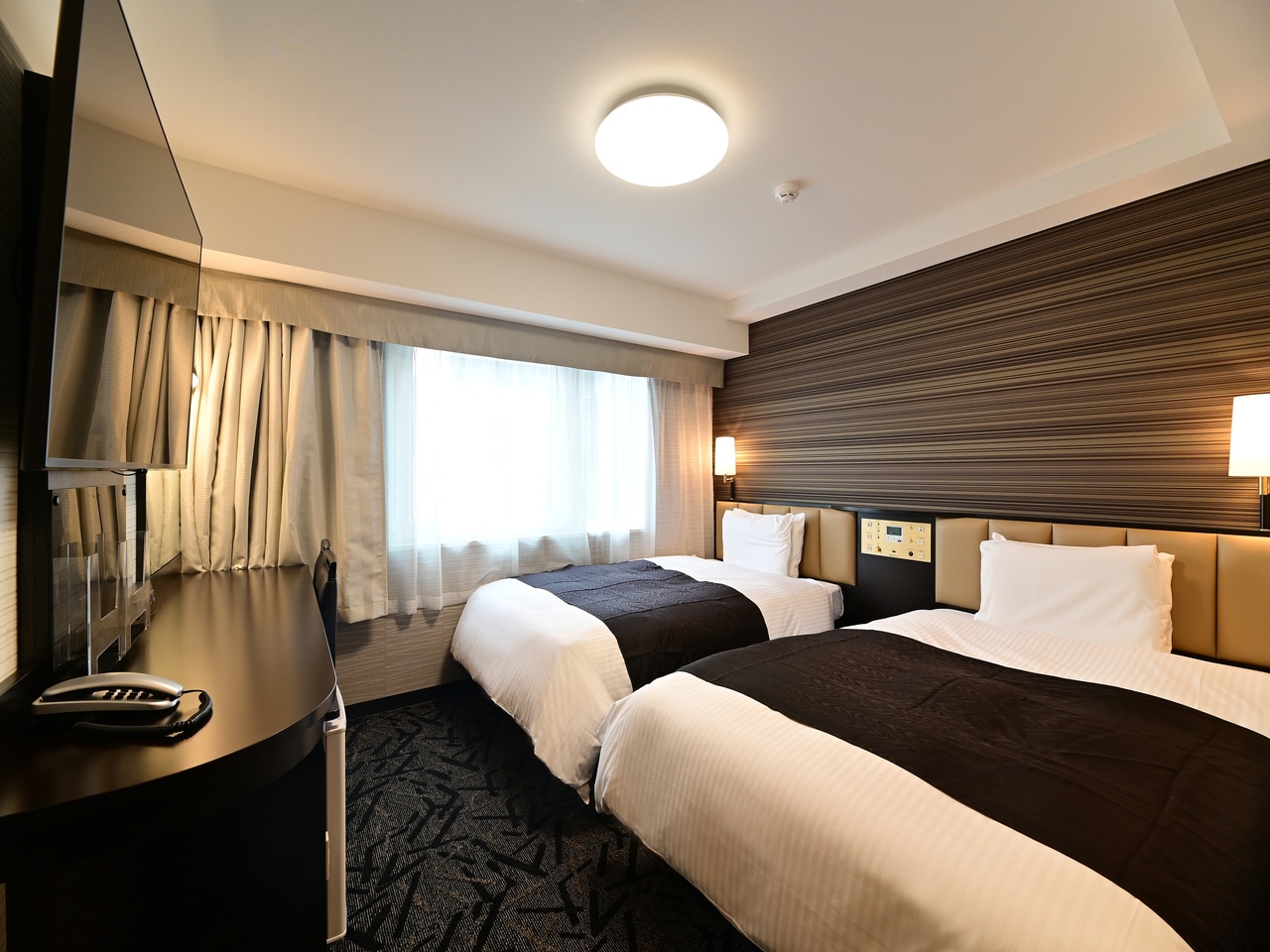 ツインルーム（全室禁煙）