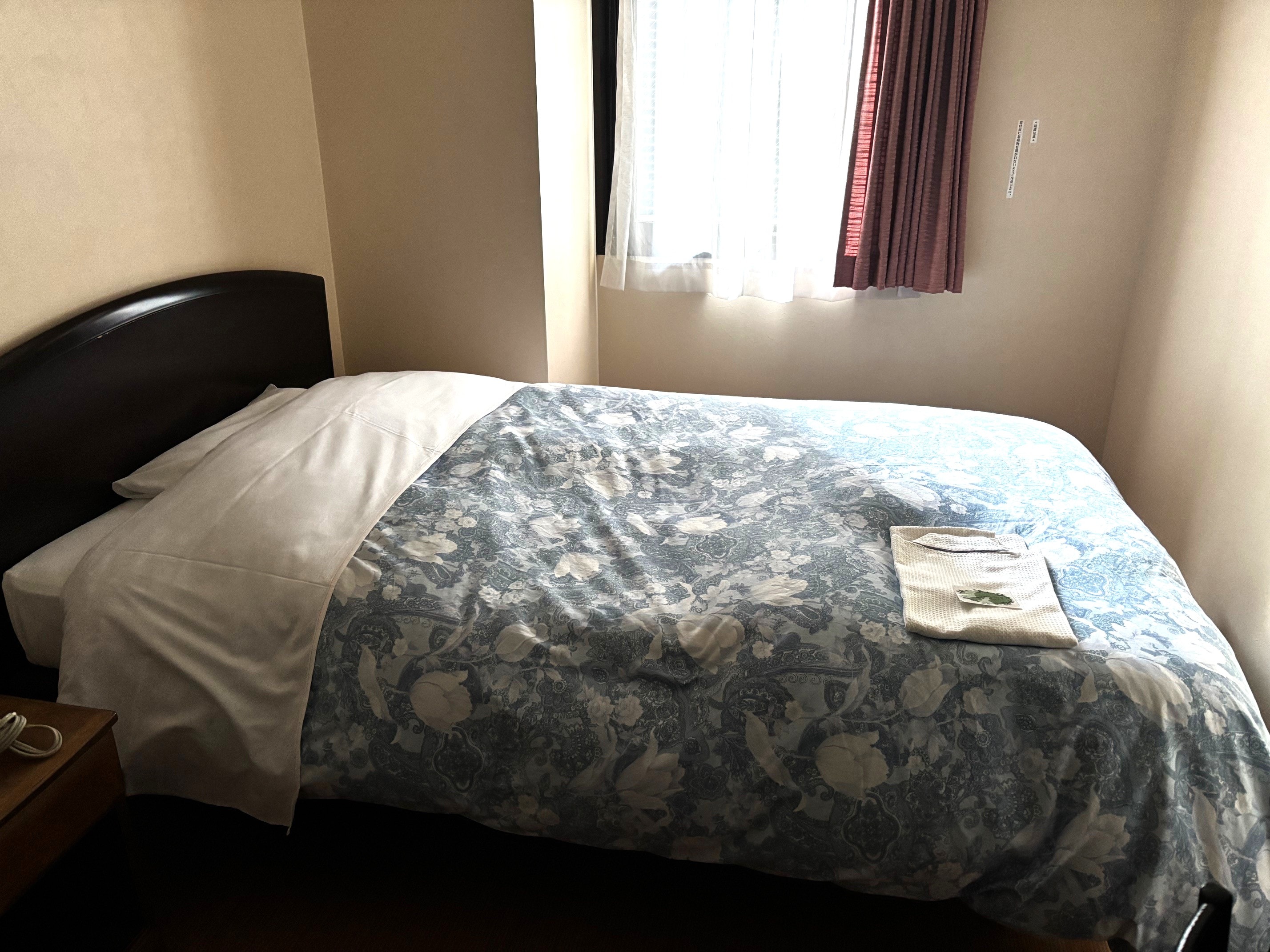 セミダブルルーム