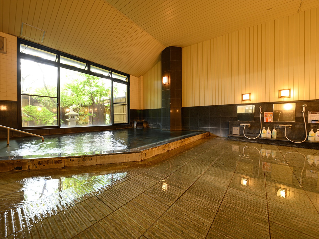 内風呂／女湯