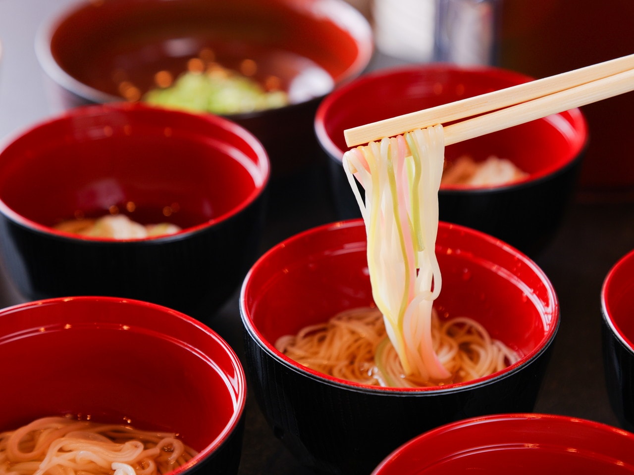 五色そうめん