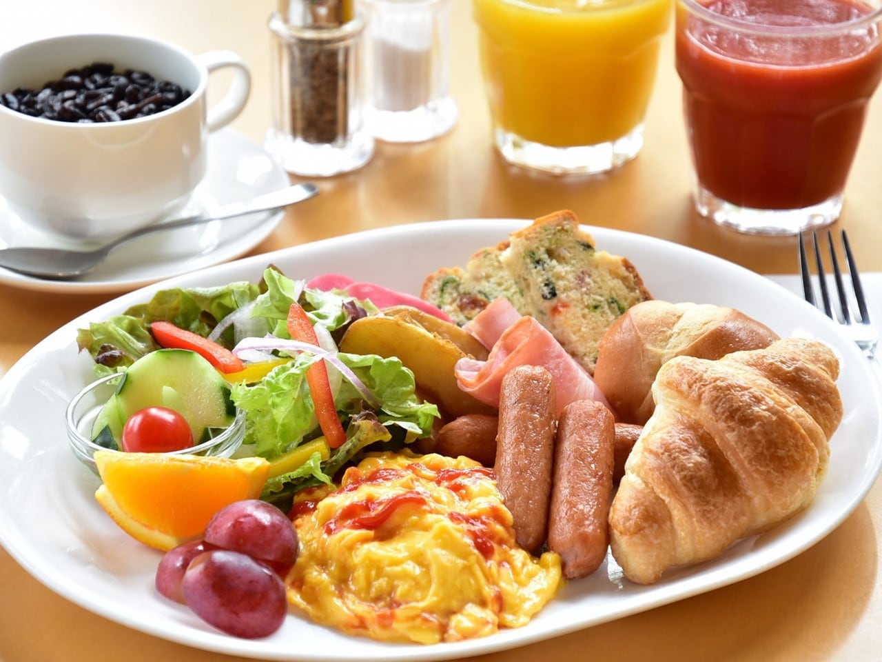 朝食