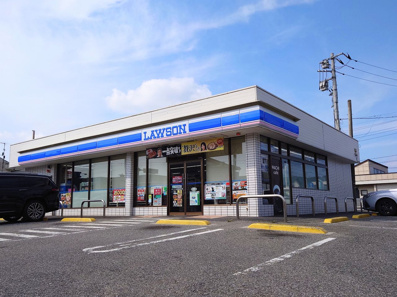 最寄りのコンビニエンスストア