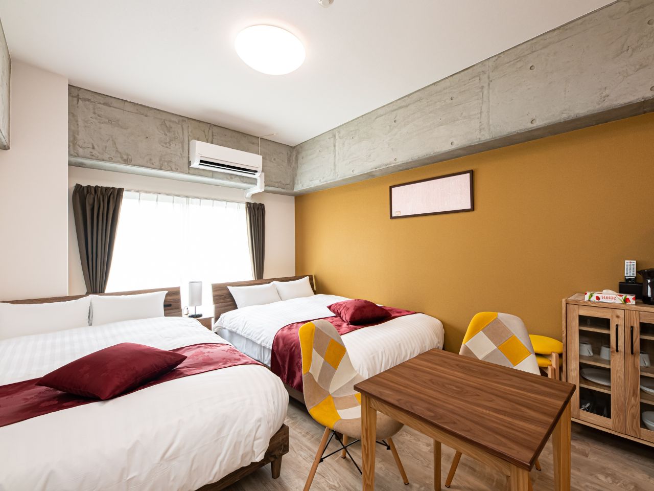 【禁煙】スタジオアパートメントA　ダブルベッド２台付