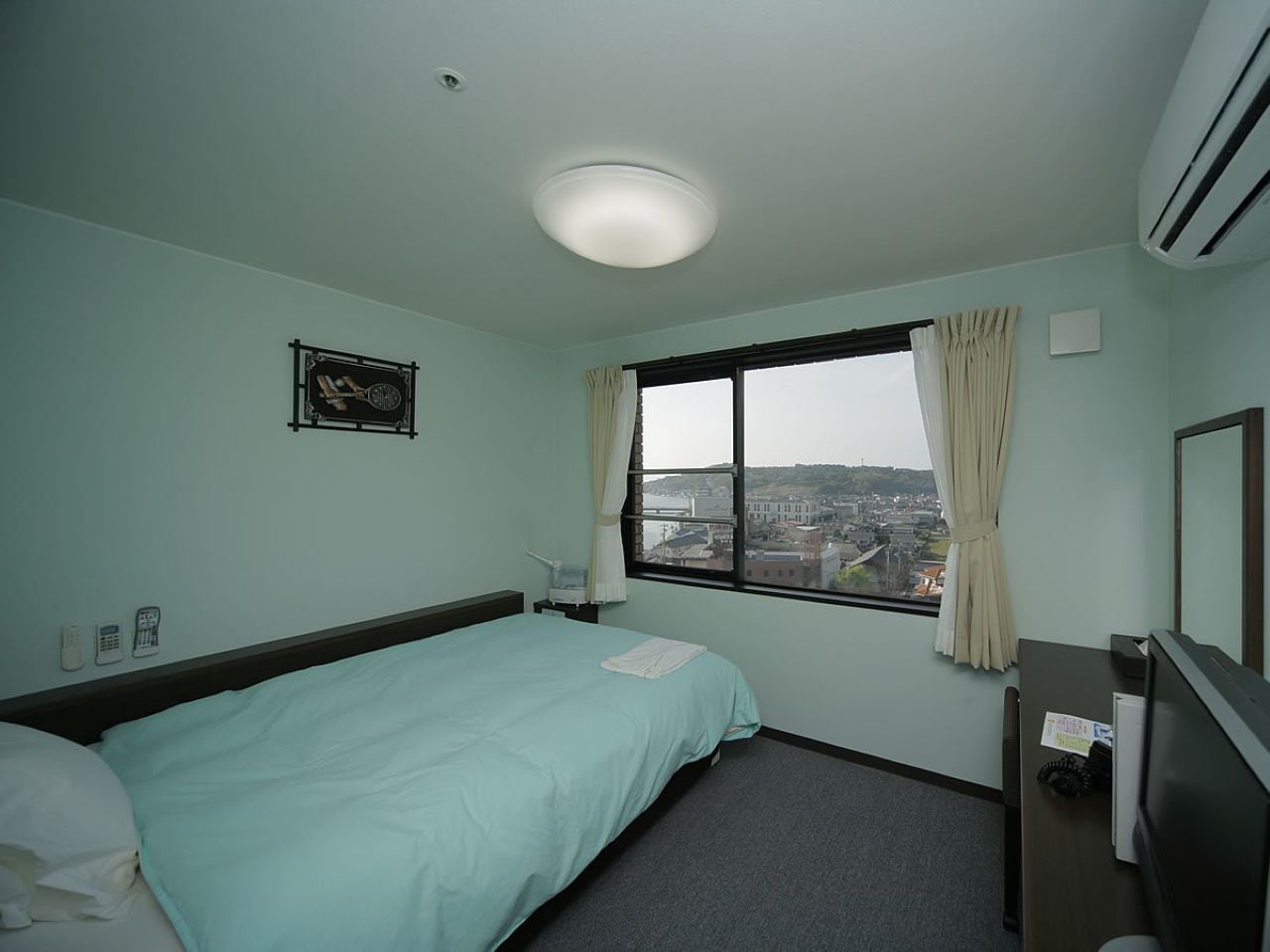 シングルルーム（禁煙／喫煙）