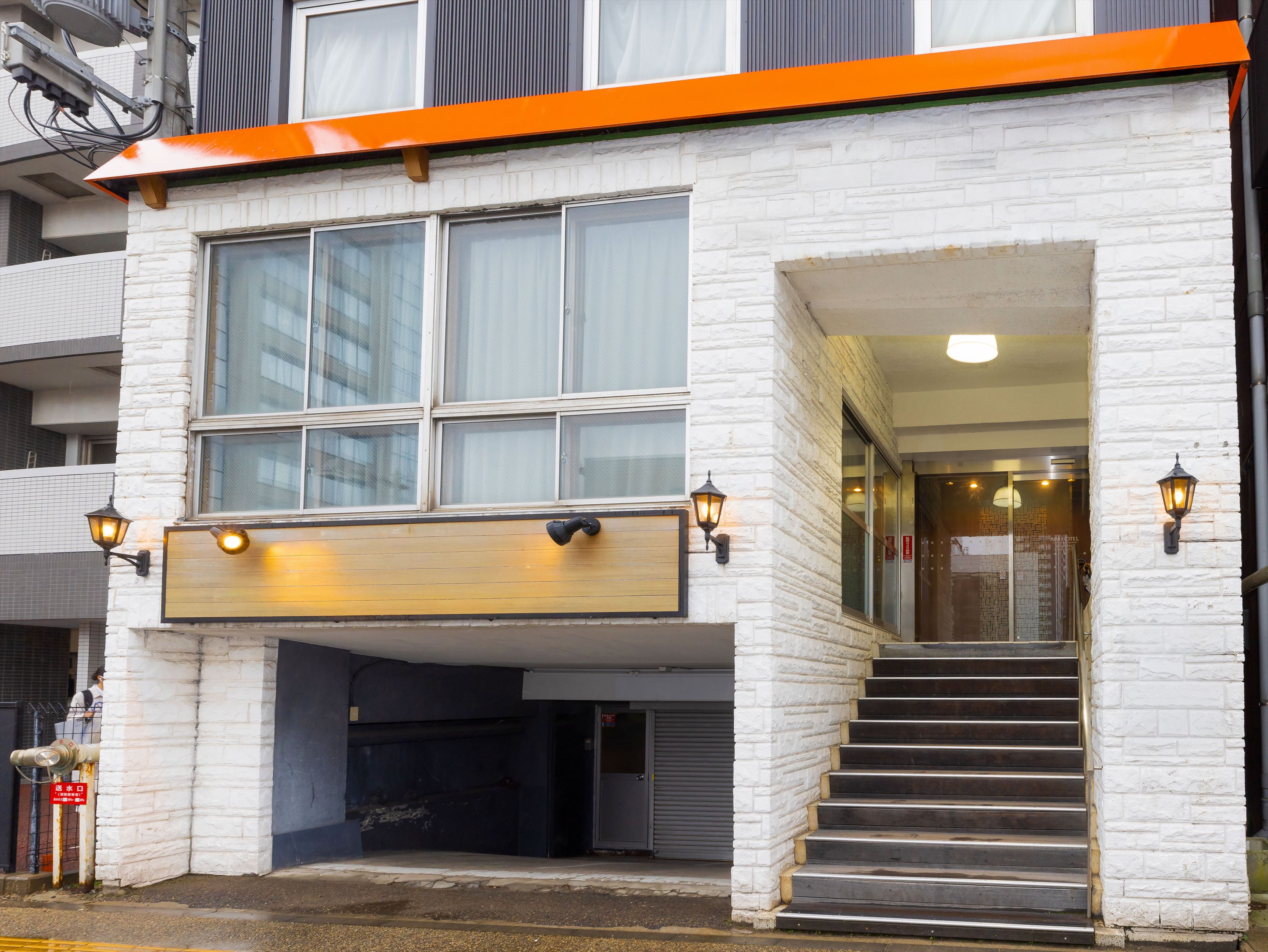 ホテルクラウンヒルズ新潟2号東中通店