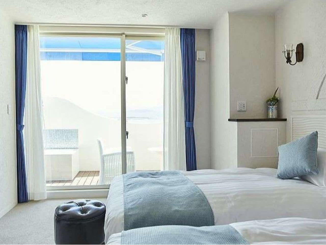 デッキツインルーム