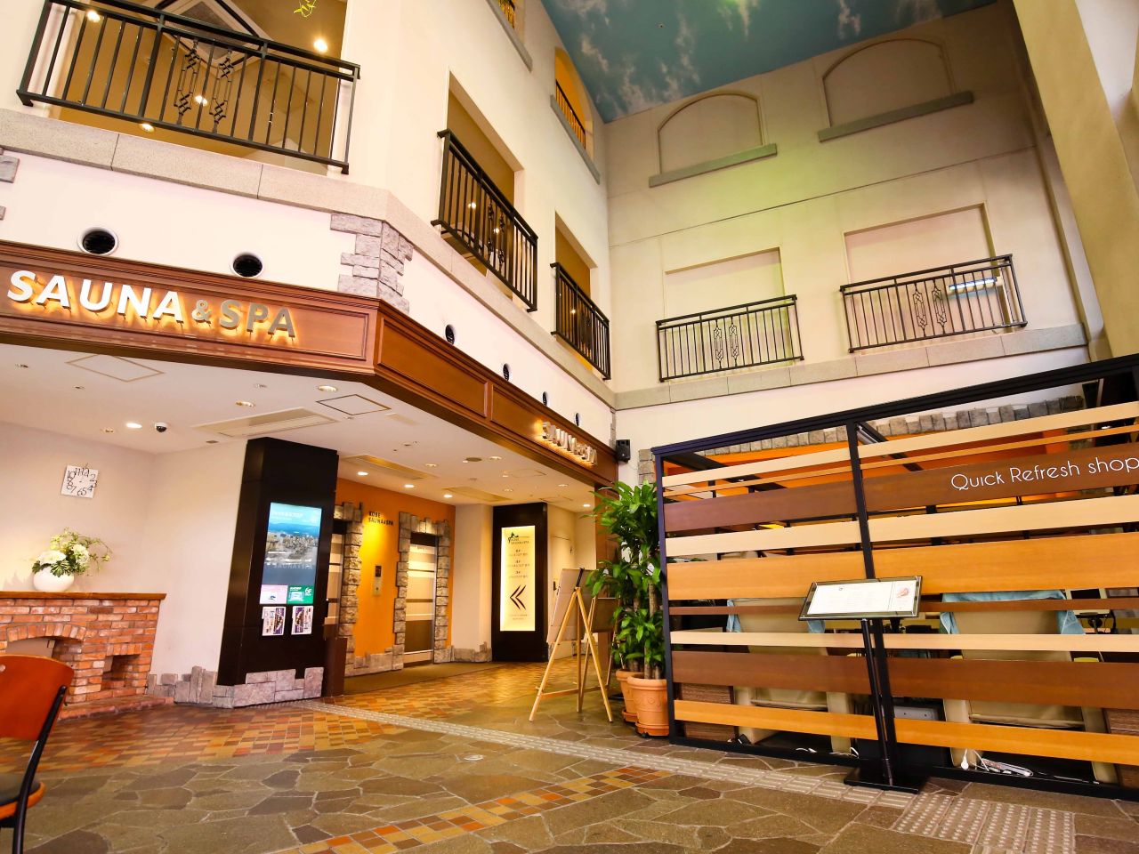 1Fエントランス