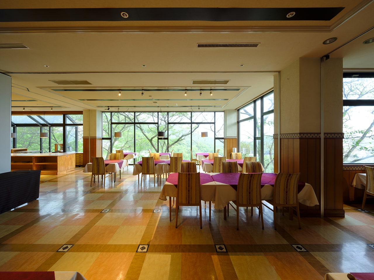 レストラン珍陀亭