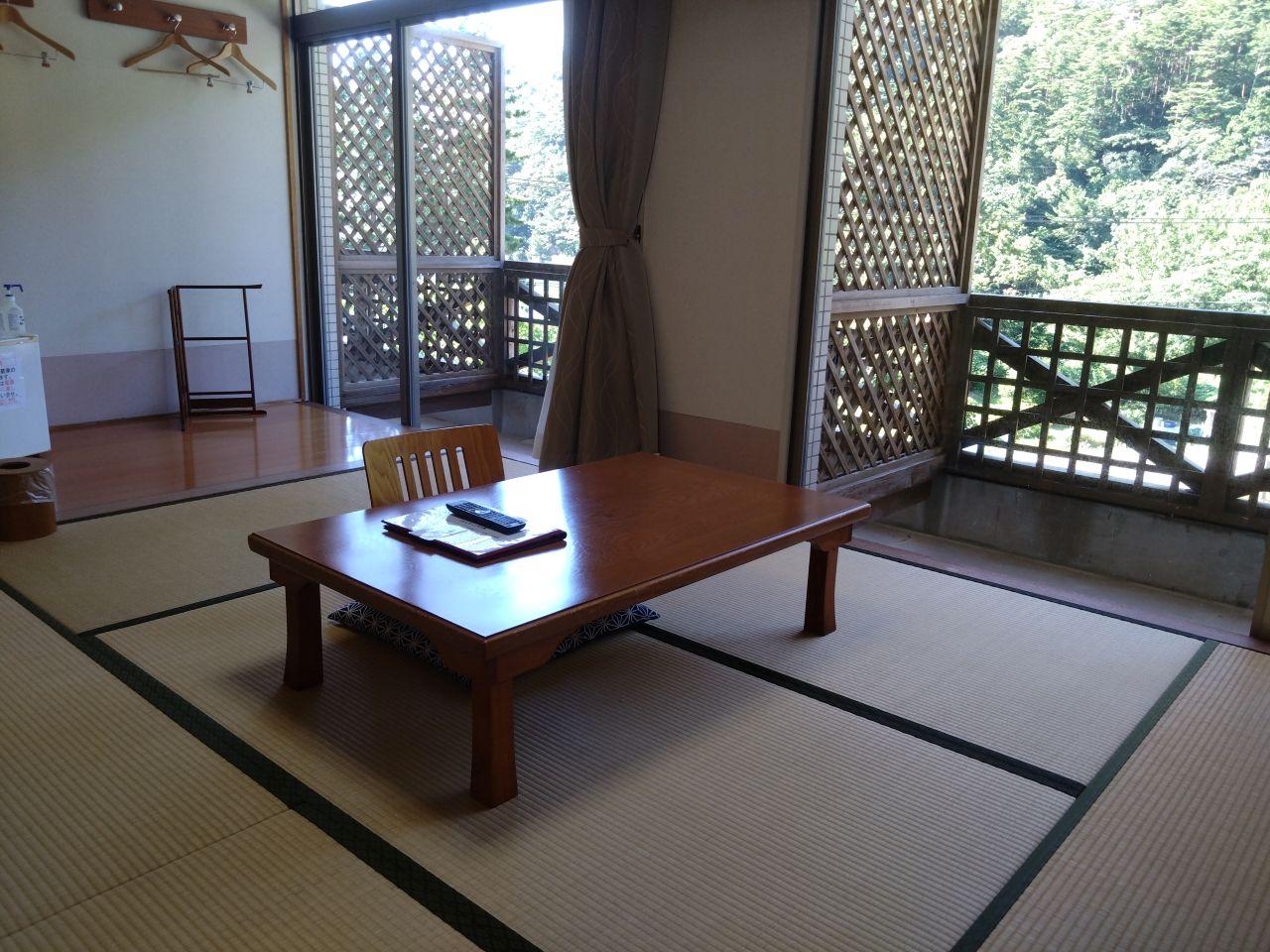 【海側】和室6畳