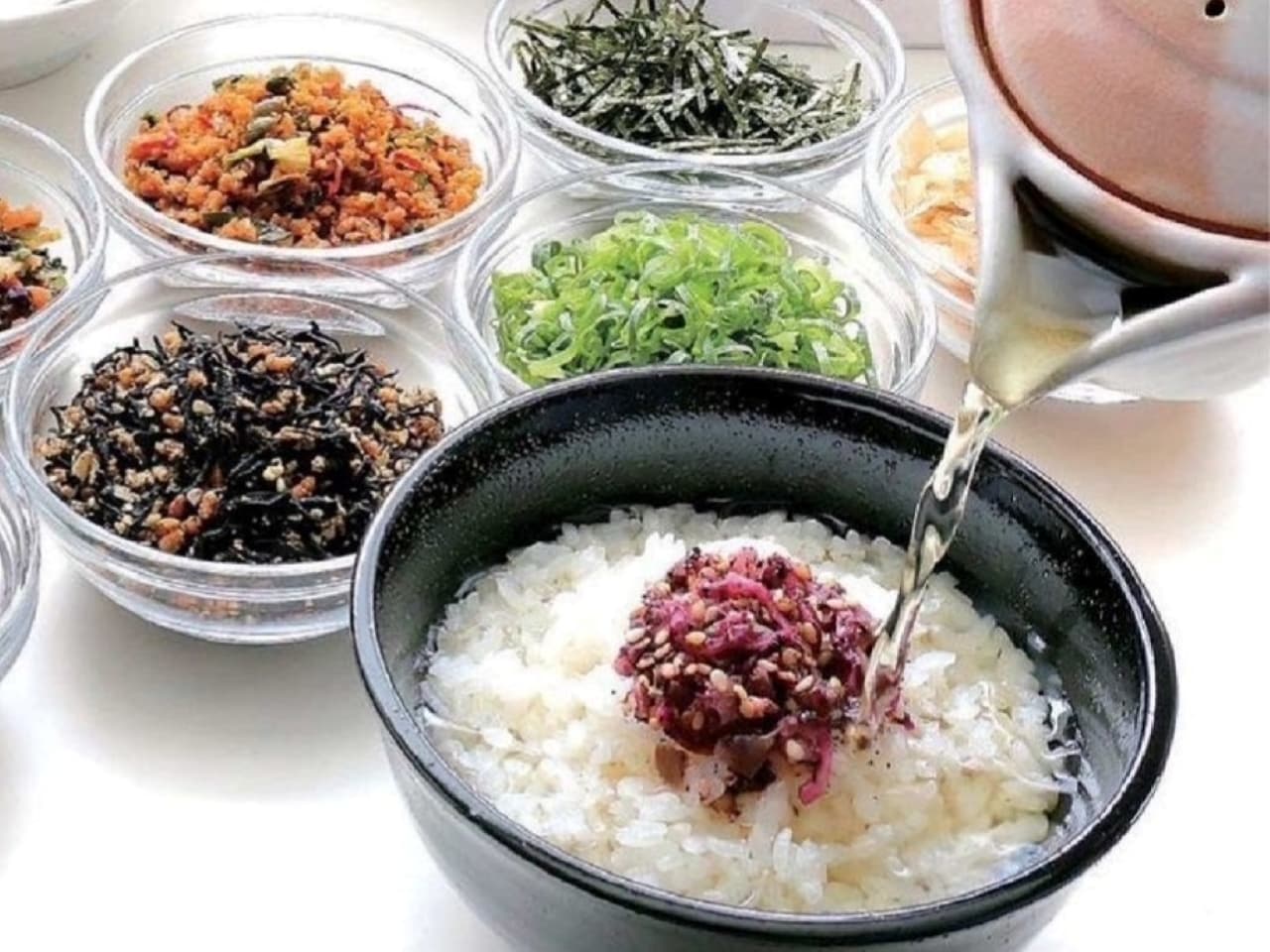 朝の出汁茶漬けサービス